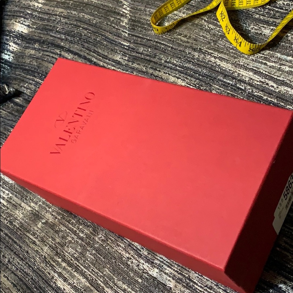 Valentino Box - Picture 2 of 5